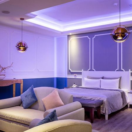 Vogue Boutique Motel Yangmei Bagian luar foto