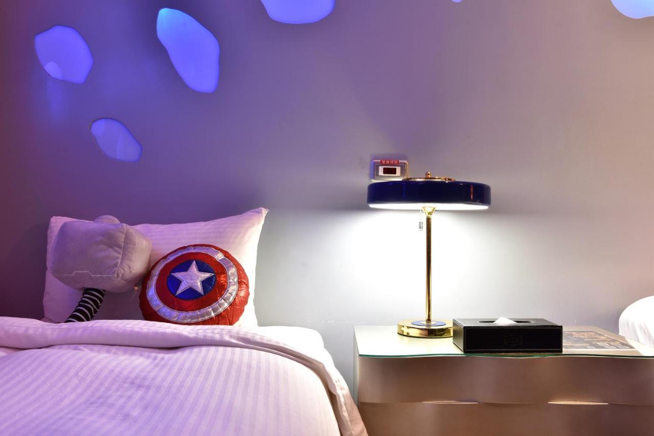 Vogue Boutique Motel Yangmei Bagian luar foto