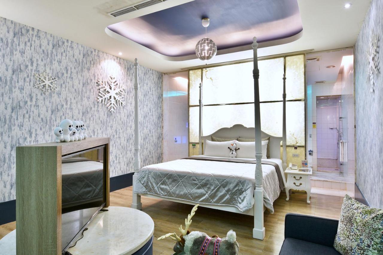 Vogue Boutique Motel Yangmei Bagian luar foto