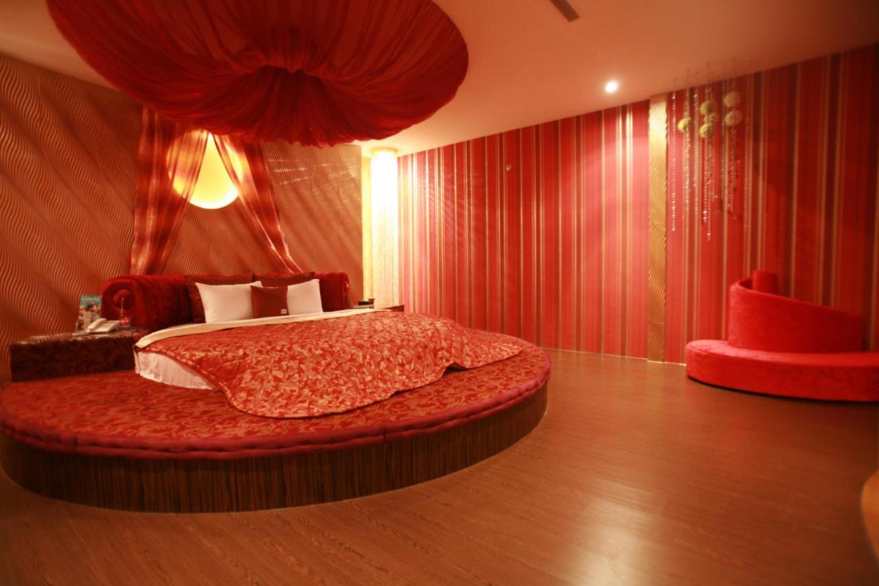 Vogue Boutique Motel Yangmei Bagian luar foto