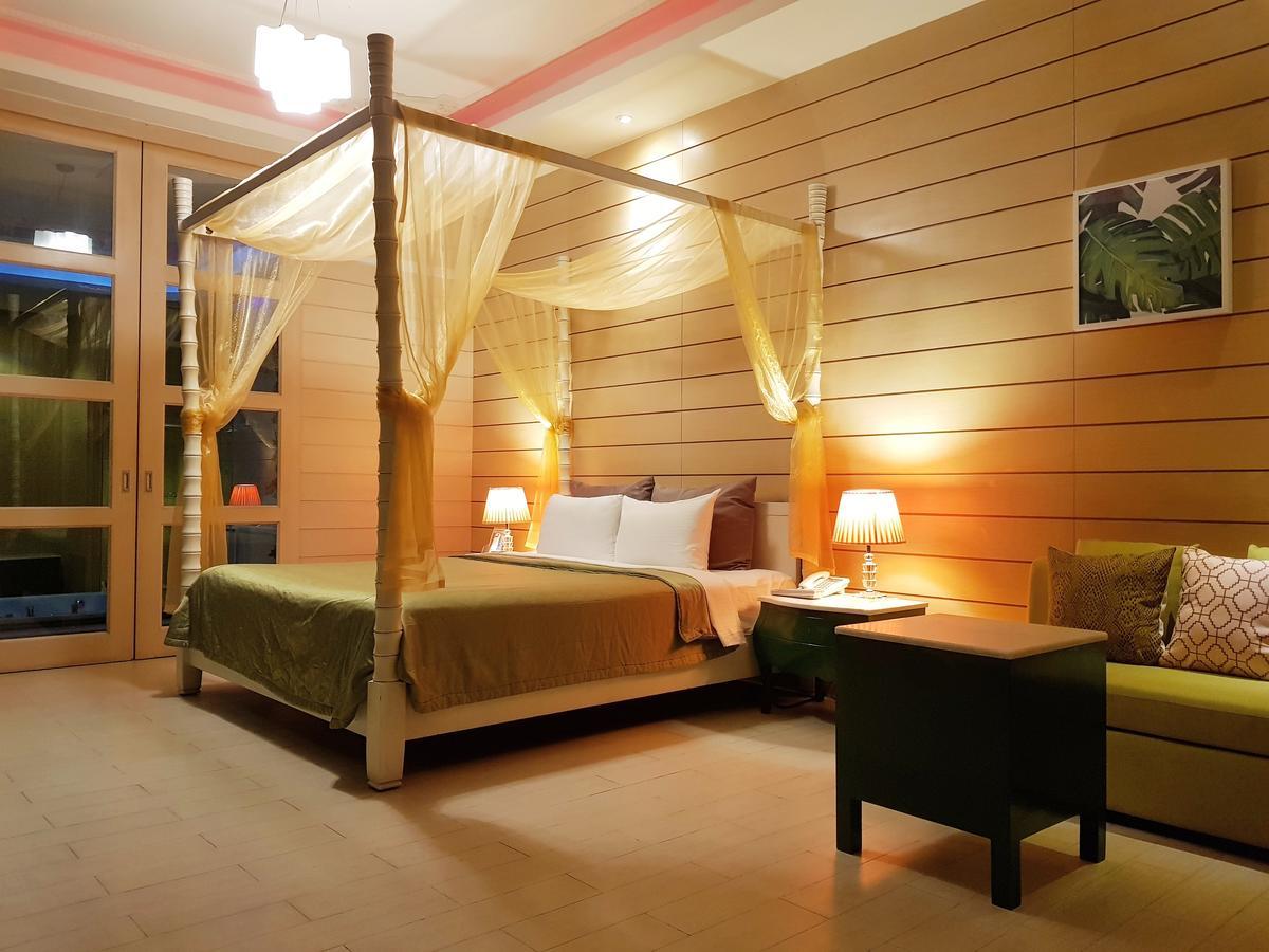 Vogue Boutique Motel Yangmei Bagian luar foto