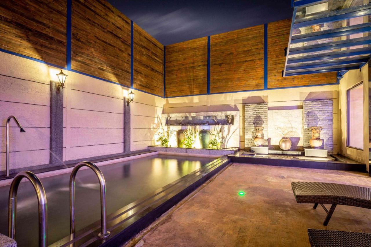 Vogue Boutique Motel Yangmei Bagian luar foto