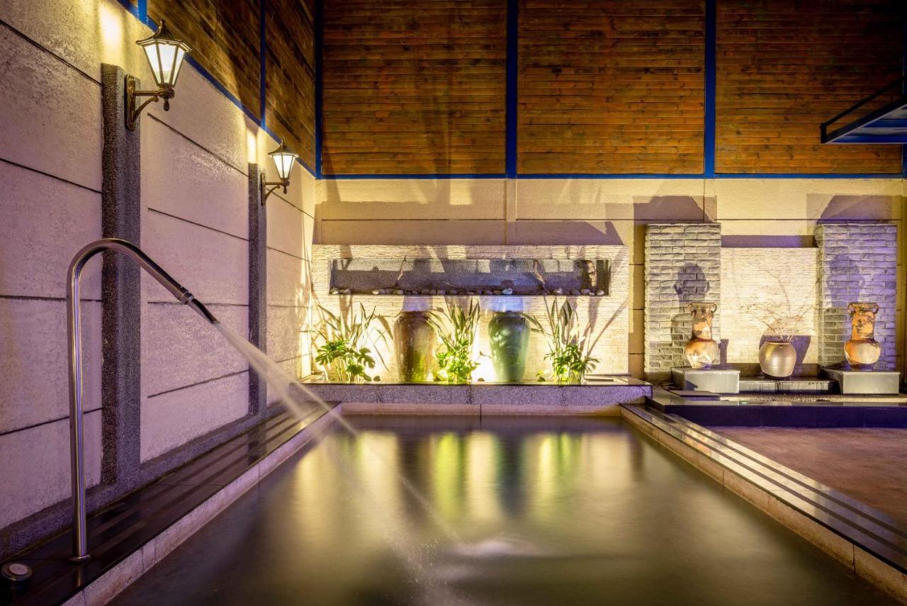 Vogue Boutique Motel Yangmei Bagian luar foto